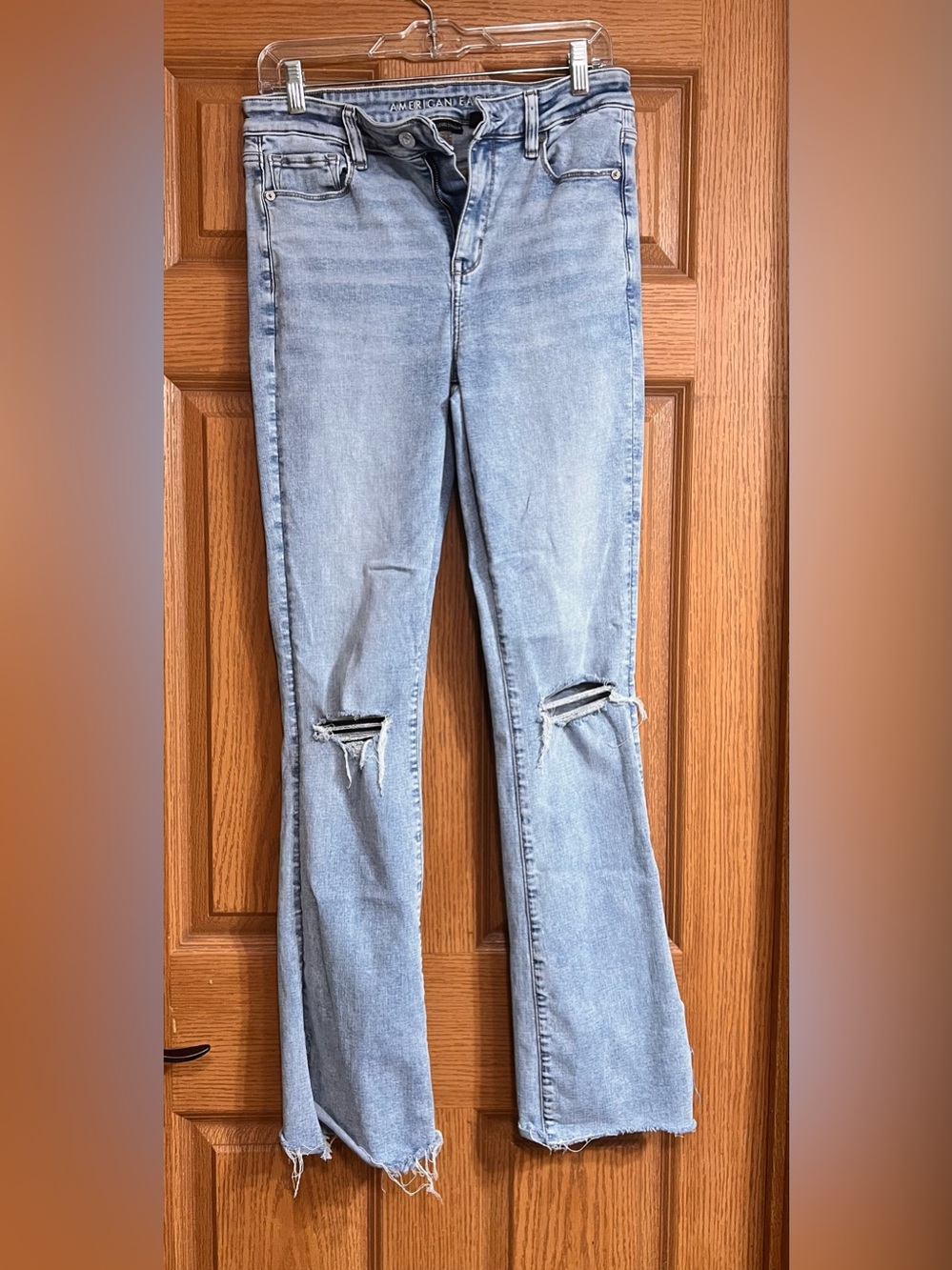 American Eagle Outfitters Light Blue High Rise Skinny Kick Distressed Jean